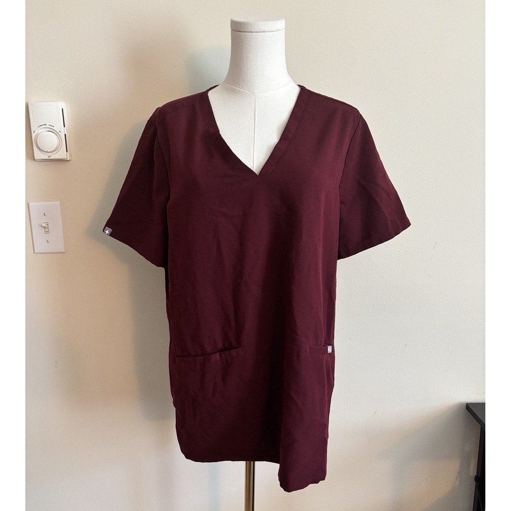 Figs Casma 3 Pocket Scrub Top Womens Large Burgundy Red‎ PO1618